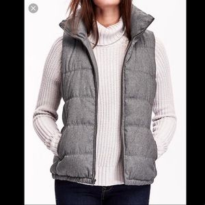 ⛄️Grey puffy vest ⛄️